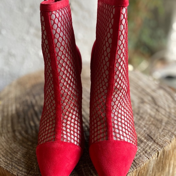 Tawny Dress Booties Size - Picture 6 of 9